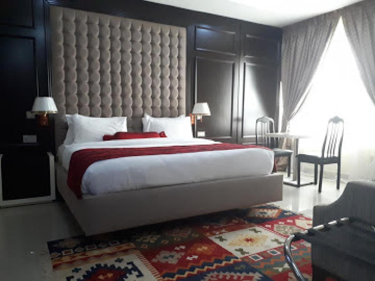 Room In Lodge - Best Western Plus-Ibadan Kültér fotó